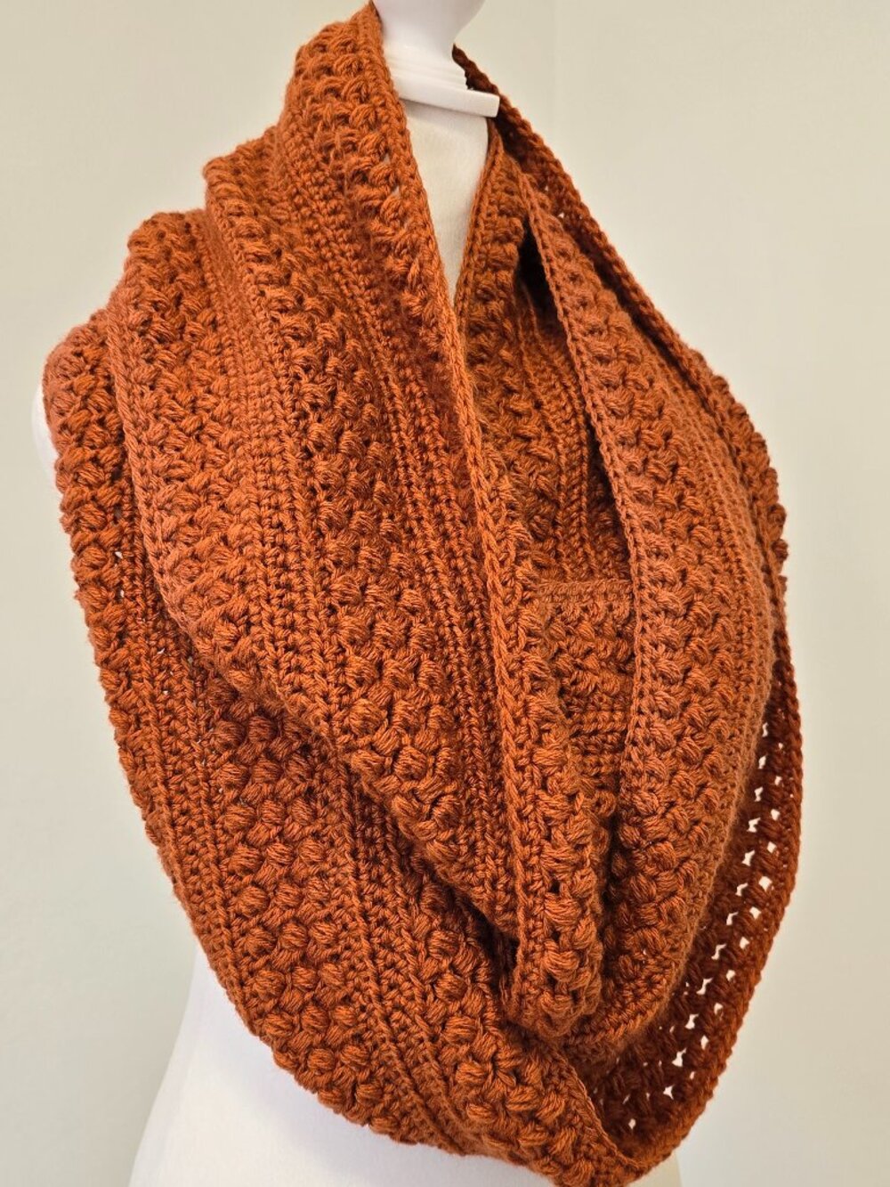 🍂 The Harvest Loop Infinity Scarf